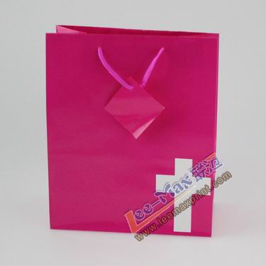 Click to view the product:Gift paper bag